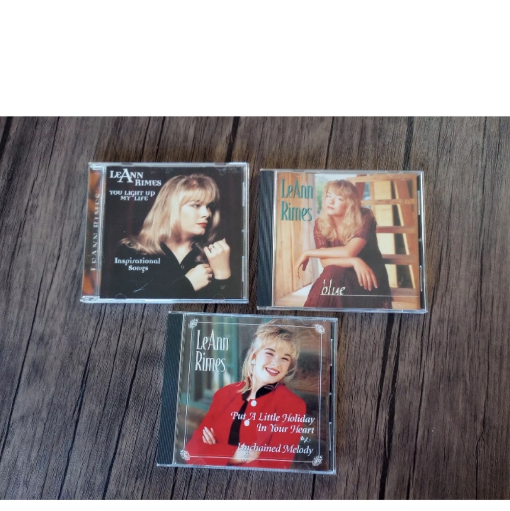 Lot of 3 LeAnn Rimes CDs - 1996 Blue + Inspirational Songs +Put A little…